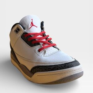 Air Jordan Retro 3 – Youth Size 2
